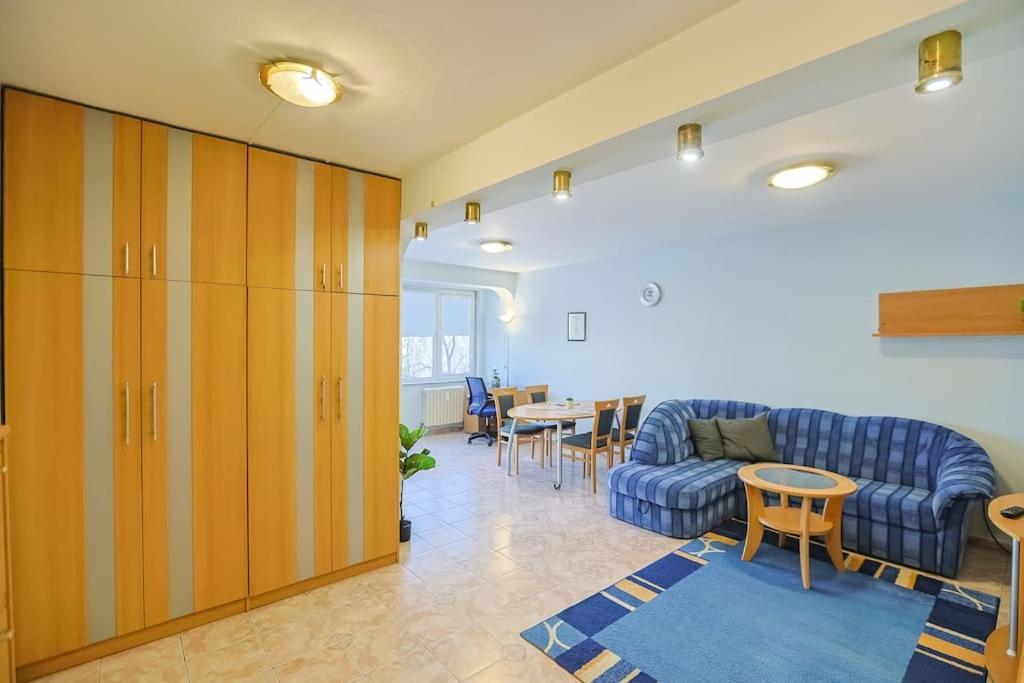 Apartmán Sunny & Convenient On Dondoukov Blvd, 1 Bdr Zaimov Sofie Exteriér fotografie